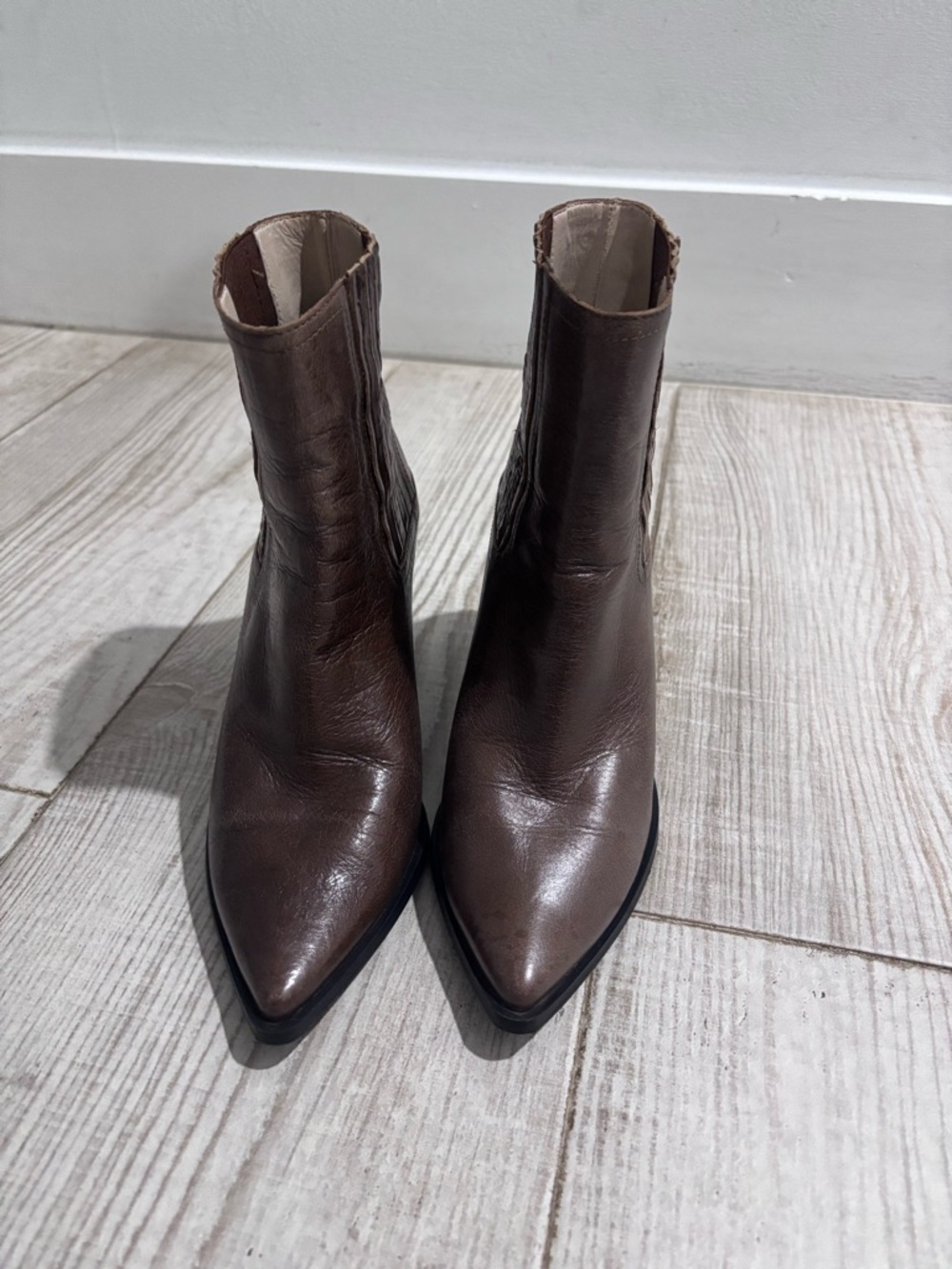 Zara Women's Pointed Toe Brown Leather Boots Booties